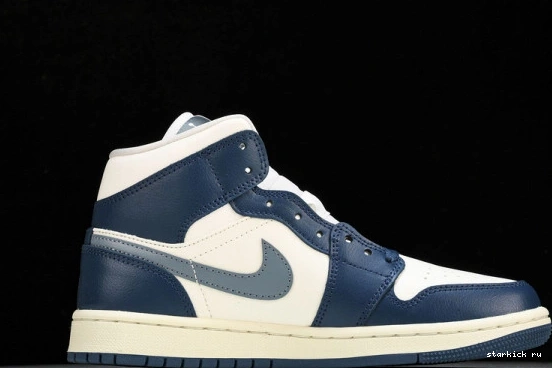 Jordan BQ6472-414 BQ6472-414 French Mid Blue Air 1   0713
